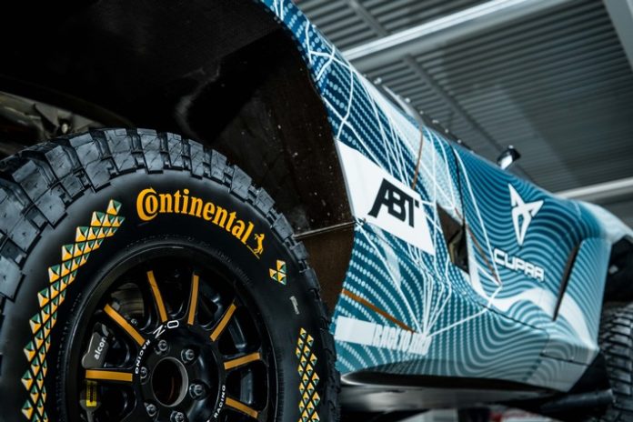 Continental präsentiert den CrossContact Extreme E